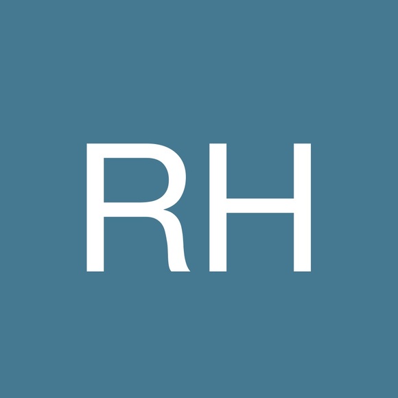 raejeanhoskins